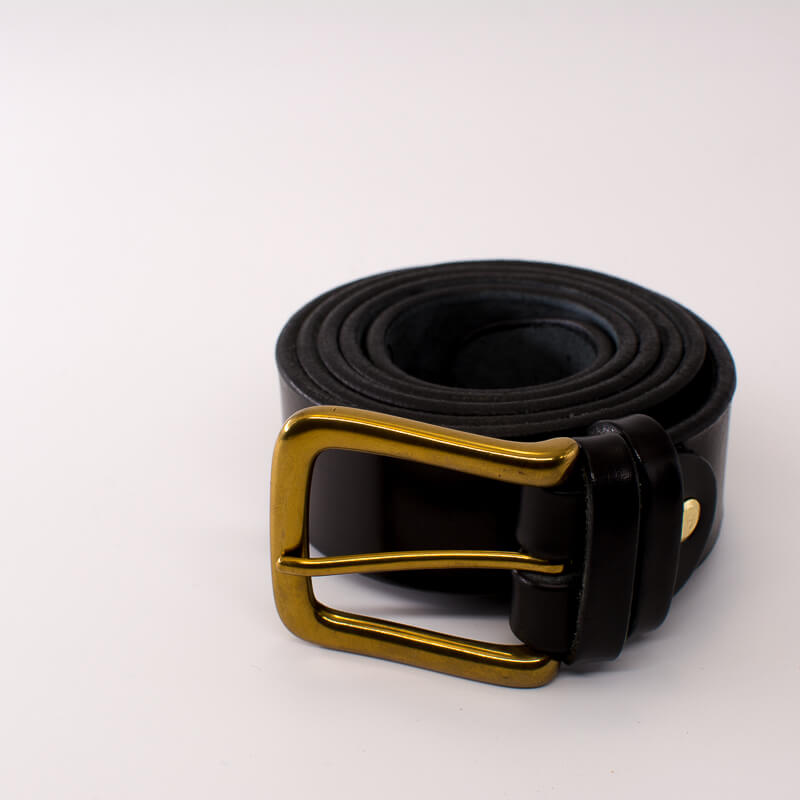 Golden square solid brass buckle - black leather belt - 3.5cm width